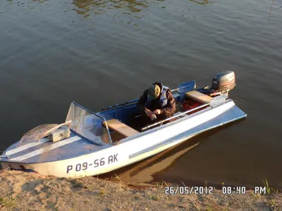 Реставрация лодки \"Казанка\".