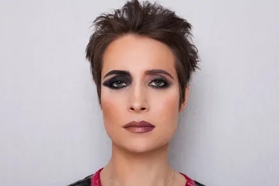 Визуально омолаживающий макияж для женщин после 40