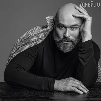 Фото Максима Аверина для скачивания в формате jpg