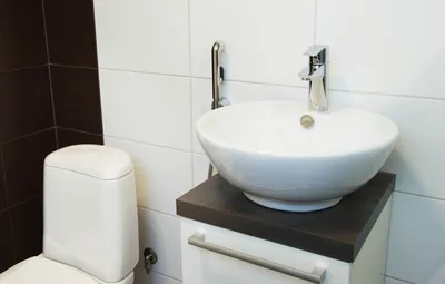 Маленькая раковина в туалет: дизайн, размеры, советы по установке