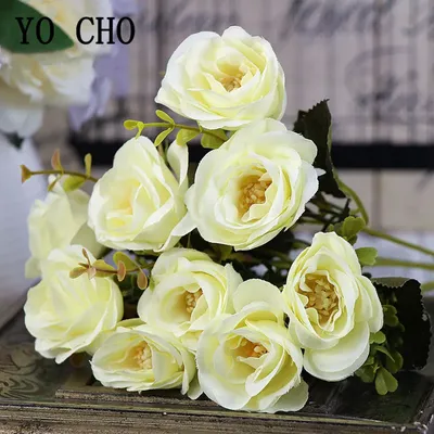 Букет из белых и розовых роз – купить с доставкой в Москве по низкой цене