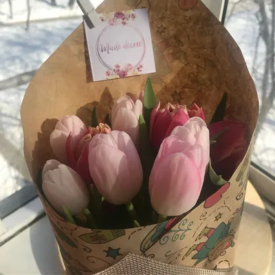 Маленькие букеты цветов, купить цветы с доставкой курьером Киев, Лепестки