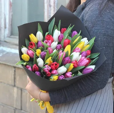 Маленький букет тюльпанов — купить в Екатеринбурге