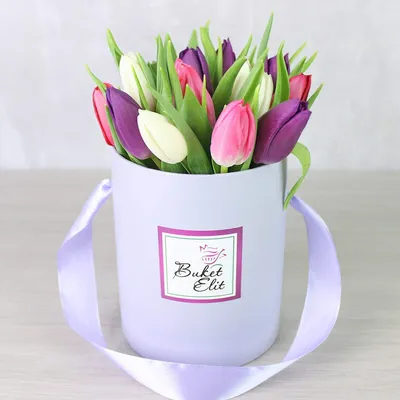 Купить букет из 15 белых тюльпанов в крафте по доступной цене с доставкой в  Москве и области в интернет-магазине Город Букетов