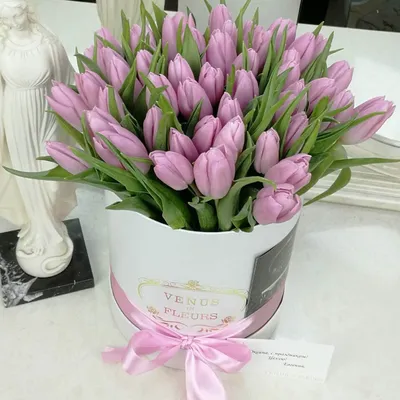 Тюльпаны купить в Москве ✿ Заказать букет тюльпанов недорого в  интернет-магазине с доставкой