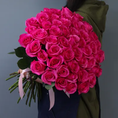 Малиновые розы, артикул F1095635 - 4362 рублей, доставка по городу. Flawery  - доставка цветов в Краснодаре