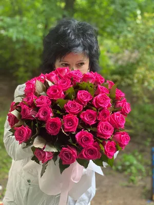 Малиновые розы, 70 см, Цветы и подарки в Октябрьском (Башкортостан), купить  по цене 250 RUB, Цветы поштучно в Цветлания с доставкой | Flowwow