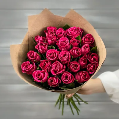 Букет «Свежие малиновые розы» купить в Каире. Свежие розы Курьерская  доставка на дом.