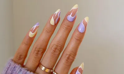 Двухцветный маникюр: сочетание цветов на разных ногтях или на одном ногте,  фото лучших вариантов дизайна на два цвета