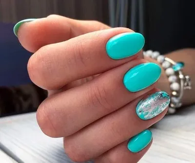 Желто-голубой маникюр – фото модных ногтей, которые можно сделать на лето