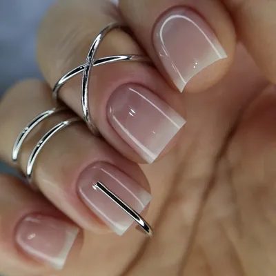 💅Комби маникюр 💅Покрытие гель- лаком в один тон 🌸Дизайн 4 ноготков  #вензеля ✂ Инструменты.. | ВКонтакте