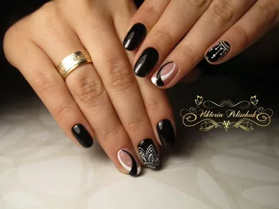 Маникюр в темных тонах | Nail designs, Pretty nails, Manicure