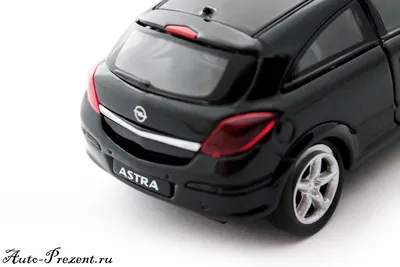 Opel представил новый универсал Astra на платформе Peugeot
