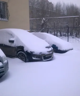 Ультрареалистичные изображения автомобилей, заброшенных снегом