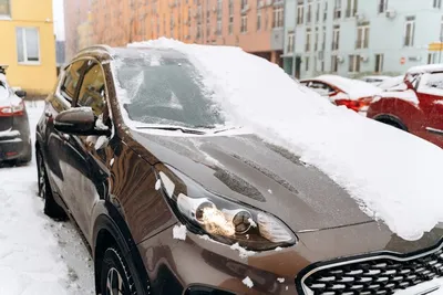 Машины под снегом - живописные зимние пейзажи