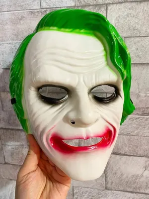 Карнавальная маска пластмассовая Riota Джокер, 1 шт - купить по доступным  ценам в интернет-магазине OZON (318297110)