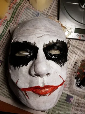 Couple's Masks: Jester Masks - Venetian Joker Masquerade Mask Gold Black  Red | eBay