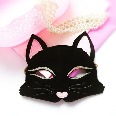 Изображение маски кошки уникального webp формата