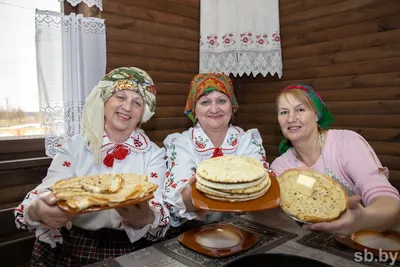 Блины, забавы и покаяние: Масленица на селе — это классика жанра