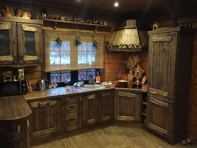Шкаф кухонный из кедра под старину длина 170 см по цене 167900 рублей