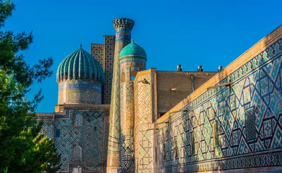 Узбекистан: Красивая архитектура мечети Биби-Ханым на фото