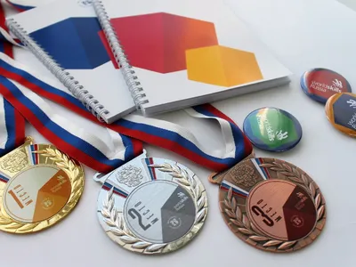 Купить Медаль с российской символикой - MK194 - Все три медали по низкой  цене в интернет-магазине в Москве