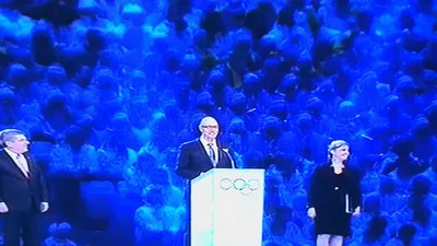 Скачать фон с Медведевым, спящим на олимпиаде