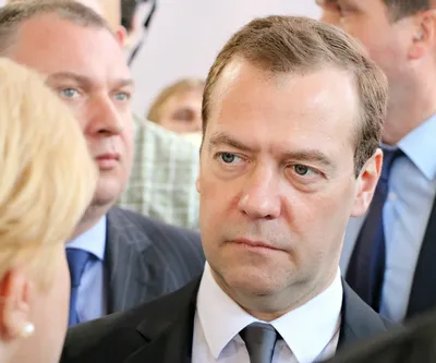 Медведев в объективе фотографов: уникальные и неповторимые моменты