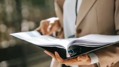 Профессия менеджер по персоналу – где учиться, обязанности, плюсы и минусы,  сколько получает