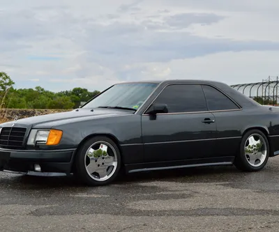 Автомобиль Mercedes-Benz W126 560 SEC