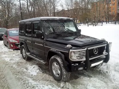 Скачать 2449x3674 mercedes, автомобиль, черный, дорога, снег, зима обои,  картинки