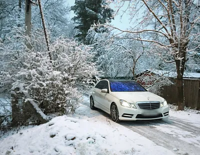 Последний красивый мерседес - Отзыв владельца автомобиля Mercedes-Benz  E-Класс 2012 года ( IV (W212, S212, C207) ): 200 7G-Tronic 1.8 AT (184  л.с.) | Авто.ру