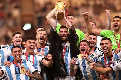 Обои Спорт Футбол, обои для рабочего стола, фотографии спорт, футбол, реал,  messi, барселона, ronaldo Обои для рабочего стола, скачать обои картинки  заставки на рабочий стол.
