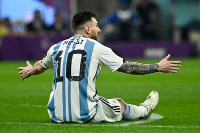 Обои для рабочего стола Лионель Месси 10 FC Barcelona Футбол