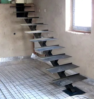 Универсальная модульная лестница \"ЗигЗаг\". П-образный поворот на 180  градусов от бренда «Завод лестниц», купить продукцию в Москве