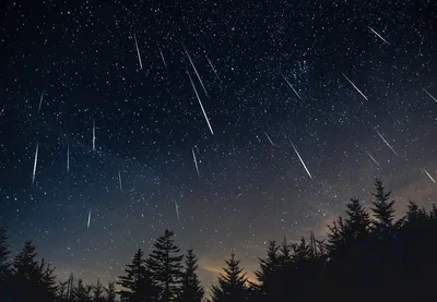 Скачать бесплатно фото метеоритного дождя в формате jpg