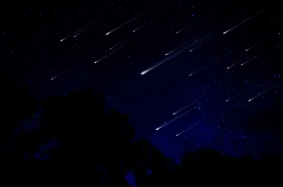 Магические снимки метеоритного дождя в webp формате