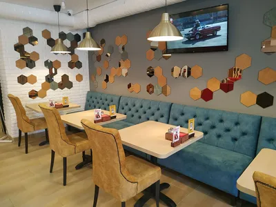 Семейное кафе New Life. Дизайн самого инстаграмного ресторана | Cafe  interior design, Restaurant architecture, Cafe design inspiration