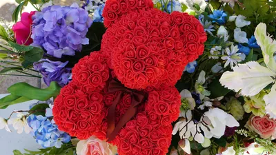 Мишки из роз ставят на могилу. Миф или реальность? Расскажет fiftyflowers.ru
