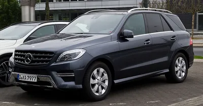 File:Mercedes-Benz ML 350 BlueTEC 4MATIC Sport-Paket AMG (W 166) –  Frontansicht, 16. März 2014, Düsseldorf.jpg - Wikipedia