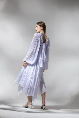 Платья на осень 2024 года — модные и стильные тренды осенних женских платьев
