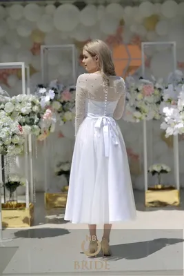 Топ-15 модных платьев для свадьбы на пляже