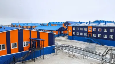 Полнокомплектные блочно-модульные здания с совмещенными рамами перекрытия