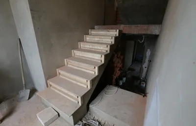Монолитные лестницы из бетона в Сочи: изготовление и установка бетонных  лестниц на второй этаж