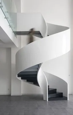 Монолитные лестницы из бетона и почему они пользуются популярностью