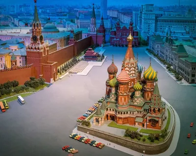 Экскурсия по Московскому Кремлю и Красной площади – «Незабываемая Москва»