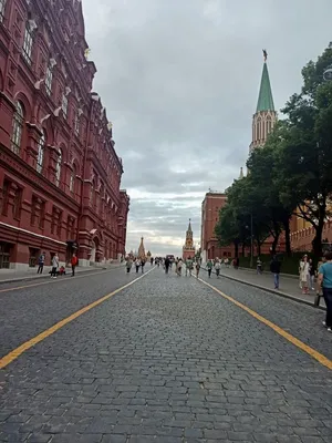 Лето. Москва. Красная площадь.