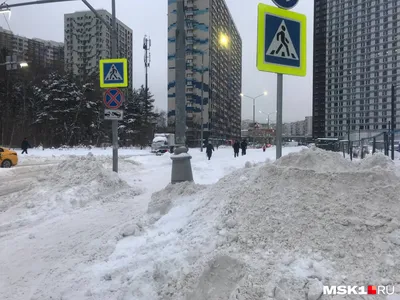 Уловите неповторимую атмосферу: фото Москвы в снегу