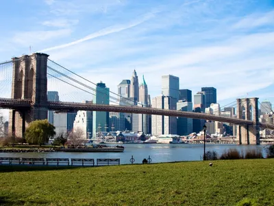 Бруклинский Мост И Кирпичные Стены Нью-Йорк Стоковые Фотографии | FreeImages