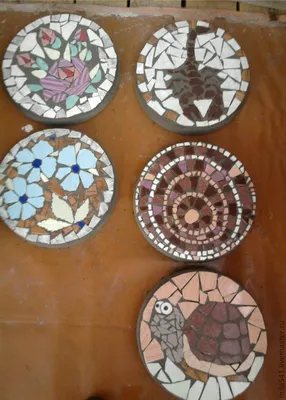 Мозаика из битой керамической плитки в Москве